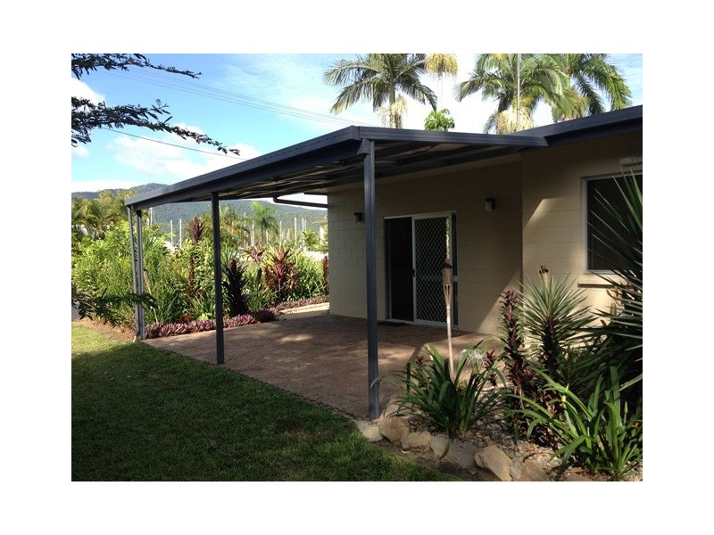 12 Riverside Parade, Trinity Park QLD 4879