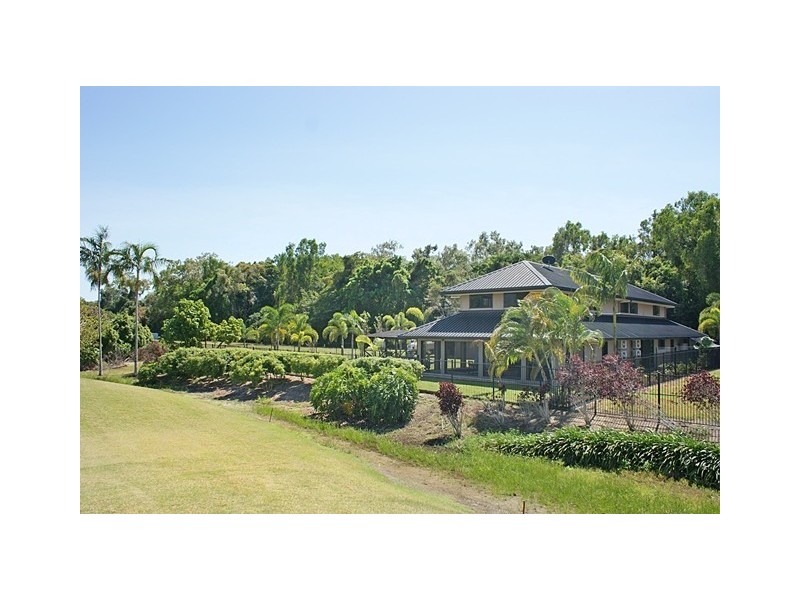 83 Mitre Street, Port Douglas QLD 4877
