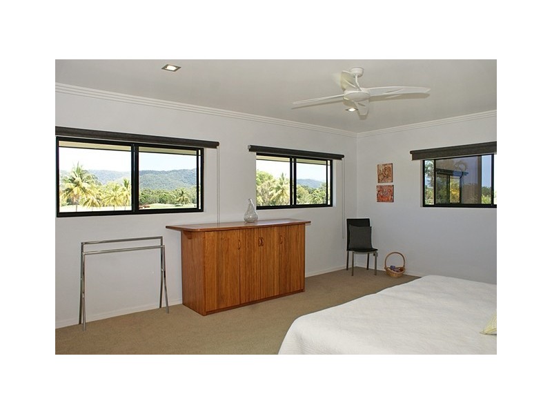 83 Mitre Street, Port Douglas QLD 4877