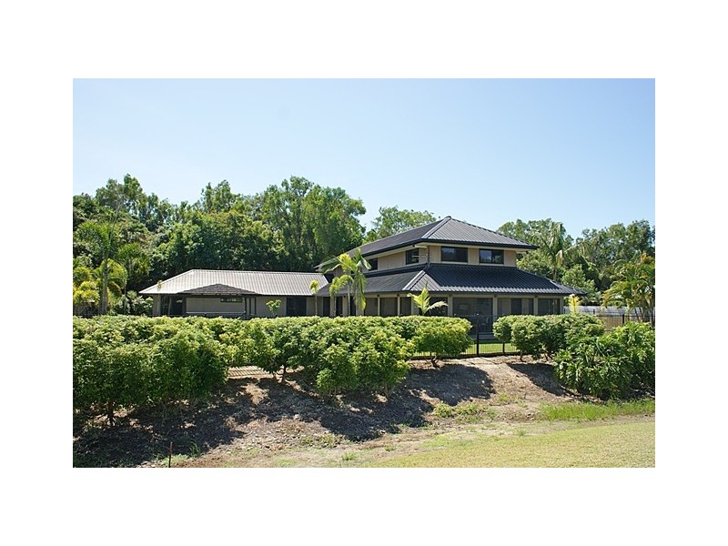 83 Mitre Street, Port Douglas QLD 4877