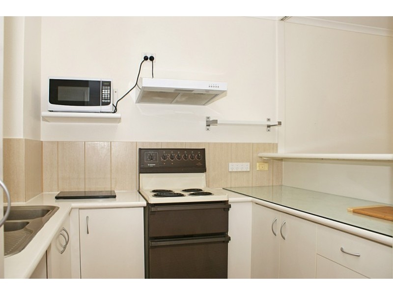 405/241 Coral Coast Dve, Palm Cove QLD 4879