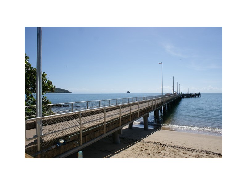405/241 Coral Coast Dve, Palm Cove QLD 4879