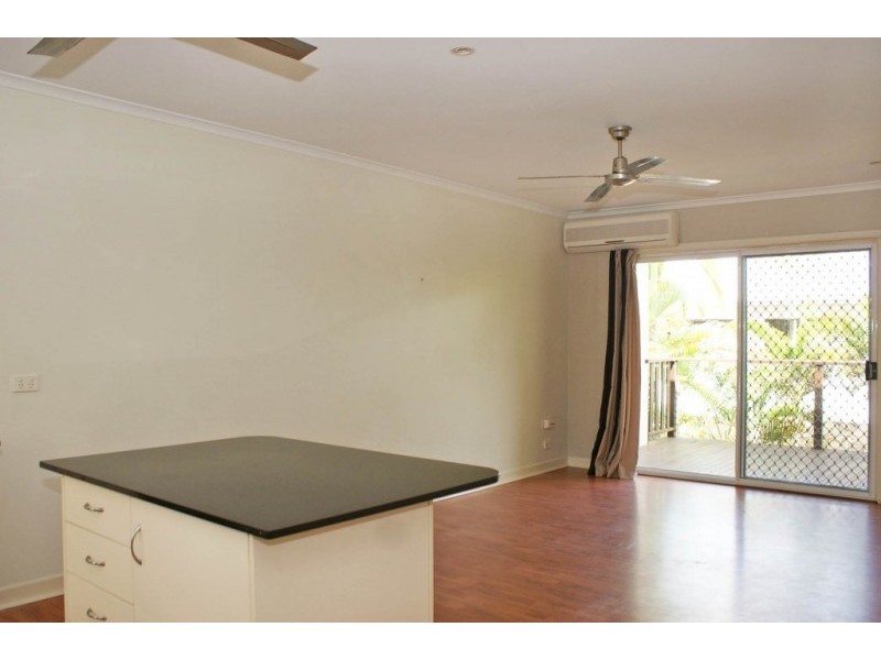 2/15 Amphora Street, Palm Cove QLD 4879