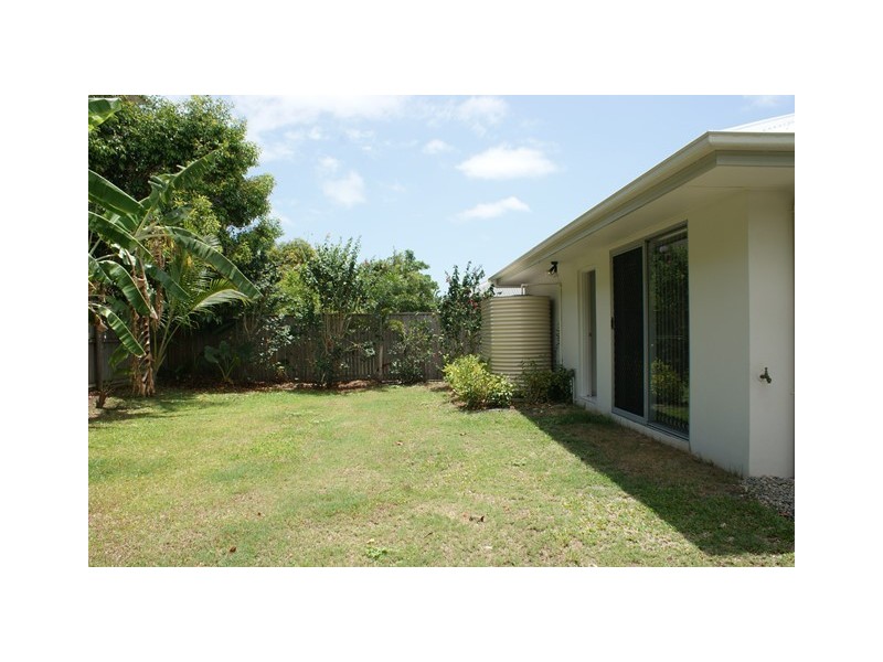 34 St Crispin Street, Clifton Beach QLD 4879