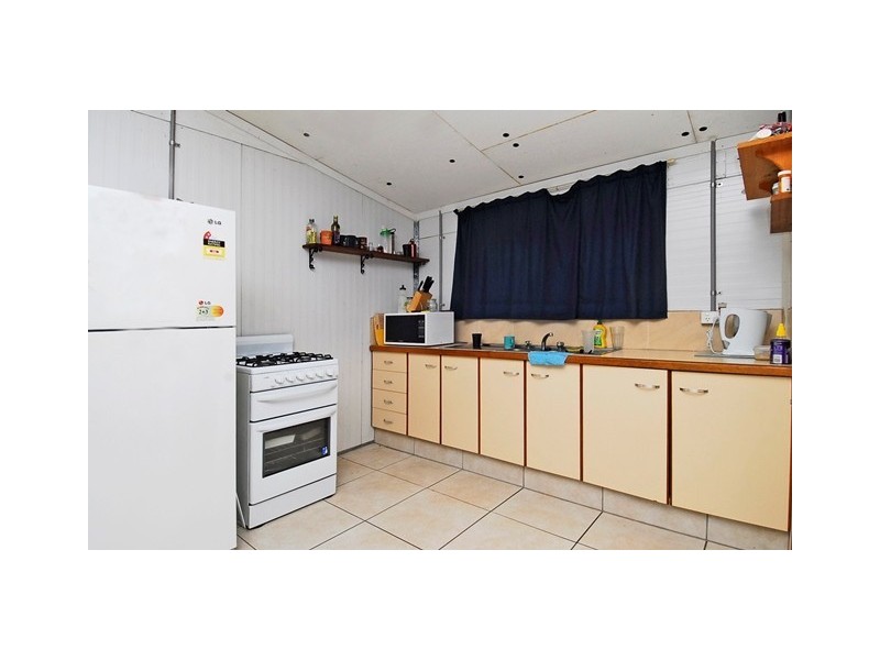 1 Hobson Drive, Brinsmead QLD 4870