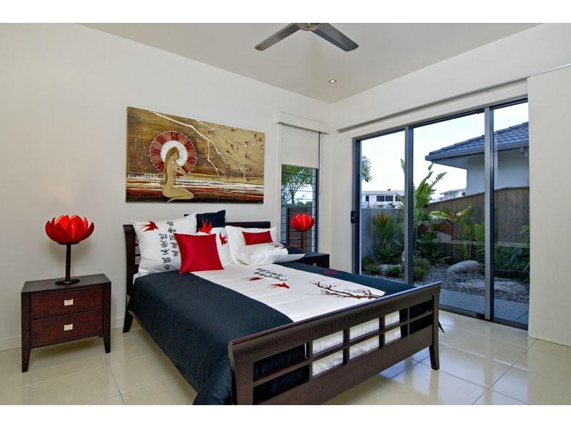 11 Ragamuffin Quay, Trinity Park QLD 4879