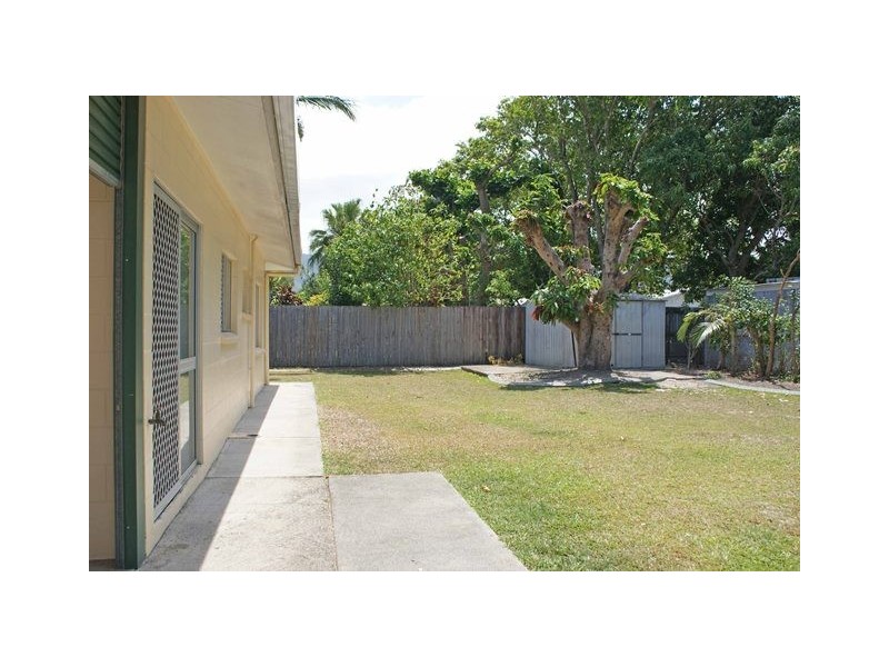 12 Bulolo Close, Trinity Beach QLD 4879