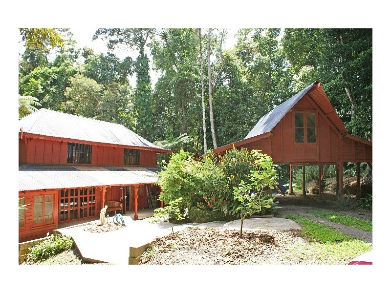11 Weir Road, Kuranda QLD 4881
