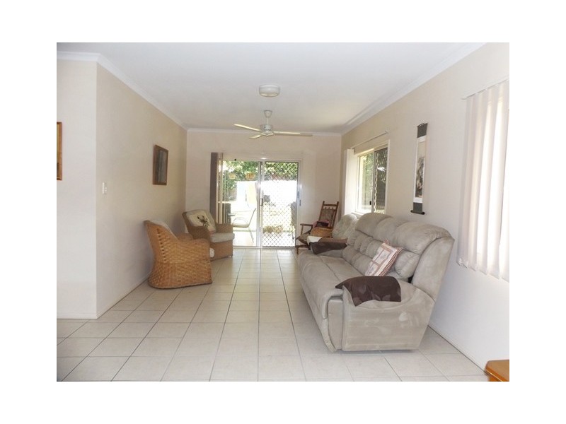 17 Cameron Close, Smithfield QLD 4878
