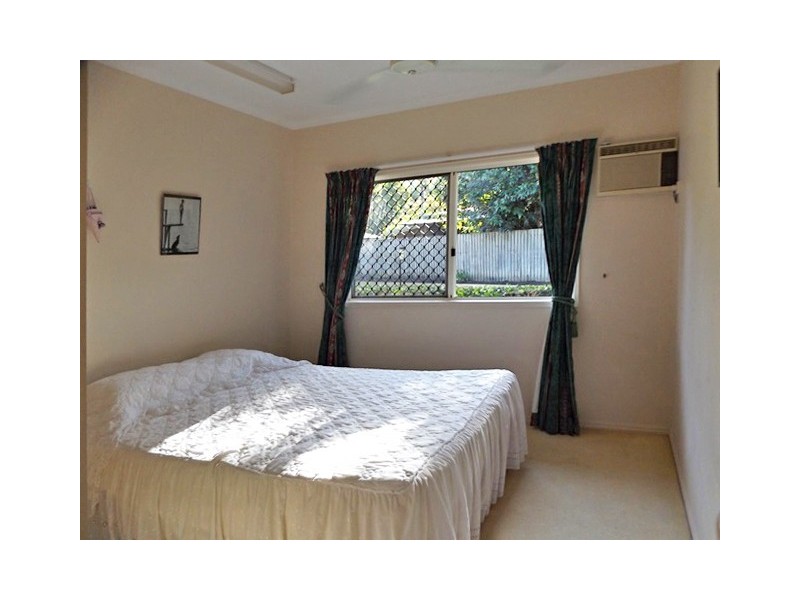 17 Cameron Close, Smithfield QLD 4878