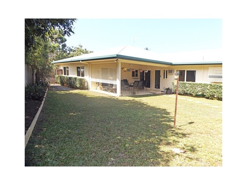 17 Cameron Close, Smithfield QLD 4878