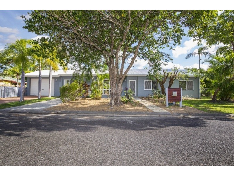 19 Albatross Street, Kewarra Beach QLD 4879
