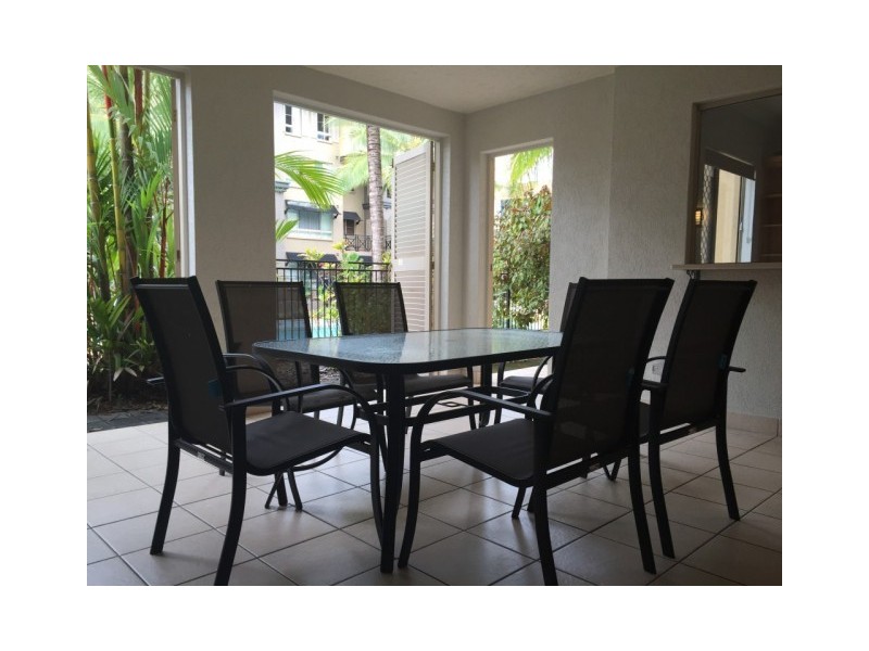 1303/2 Greenslopes Street, Cairns North QLD 4870