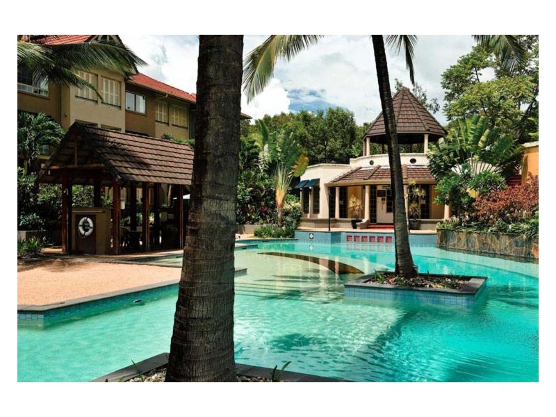 1303/2 Greenslopes Street, Cairns North QLD 4870