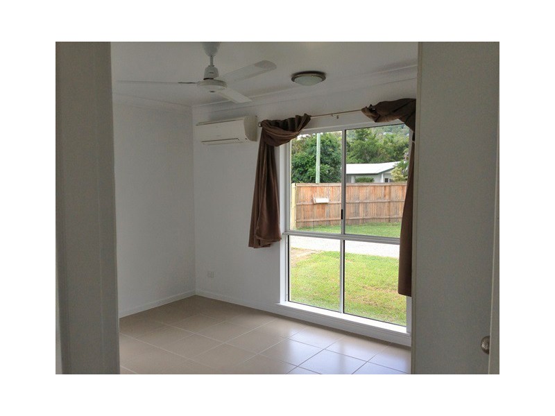 2/9 Strombus Avenue, Trinity Beach QLD 4879