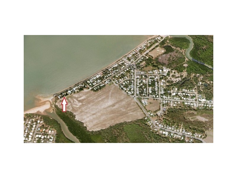 251 O’Shea Esplanade, Machans Beach QLD 4878