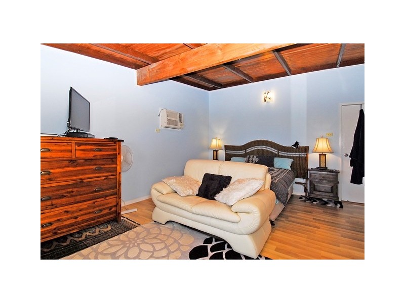 251 O’Shea Esplanade, Machans Beach QLD 4878