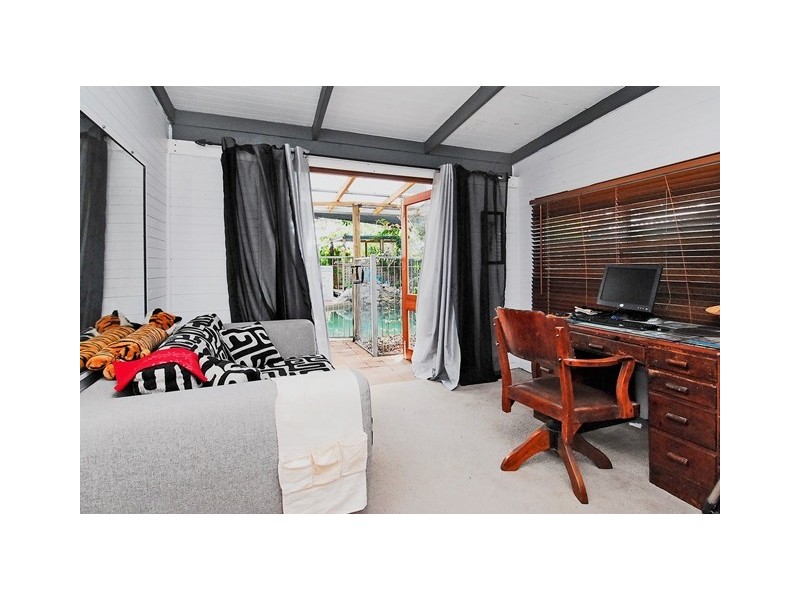 251 O’Shea Esplanade, Machans Beach QLD 4878