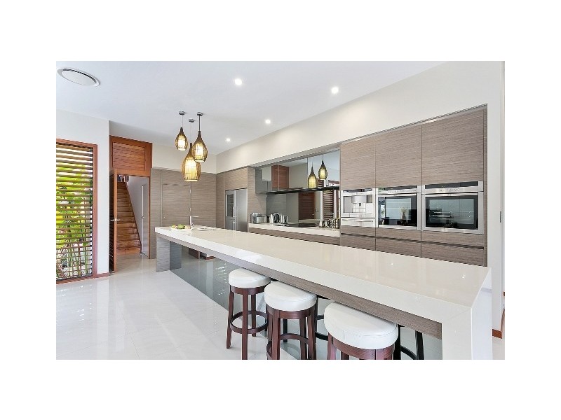 22 Litara Court, Palm Cove QLD 4879