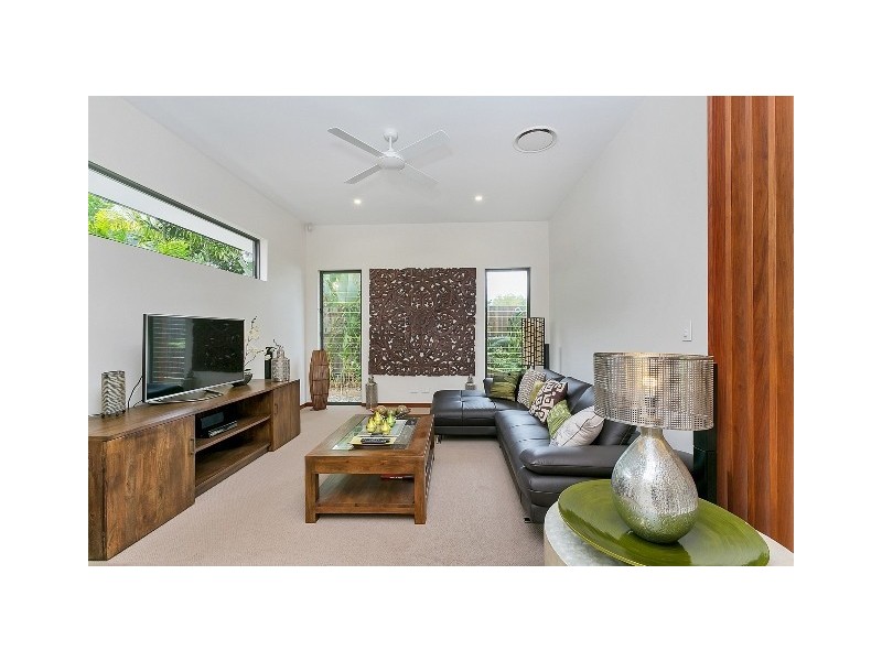 22 Litara Court, Palm Cove QLD 4879