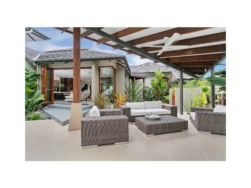 22 Litara Court, Palm Cove QLD 4879
