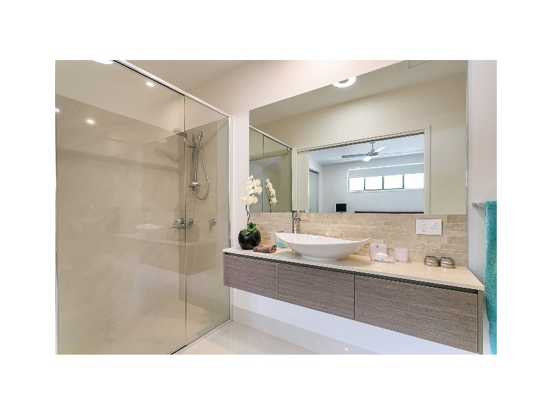 22 Litara Court, Palm Cove QLD 4879