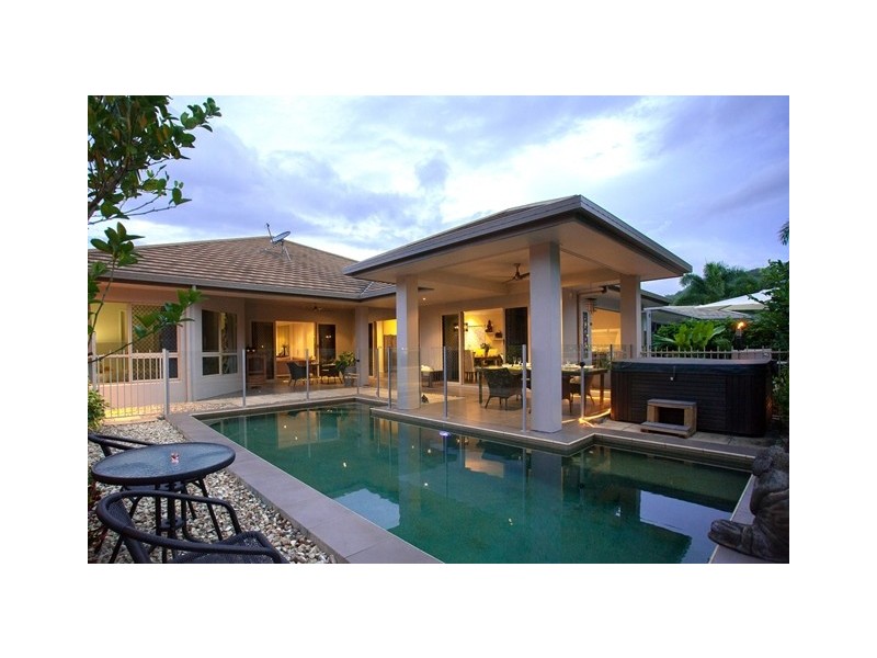 11 Iridescent Drive, Trinity Park QLD 4879