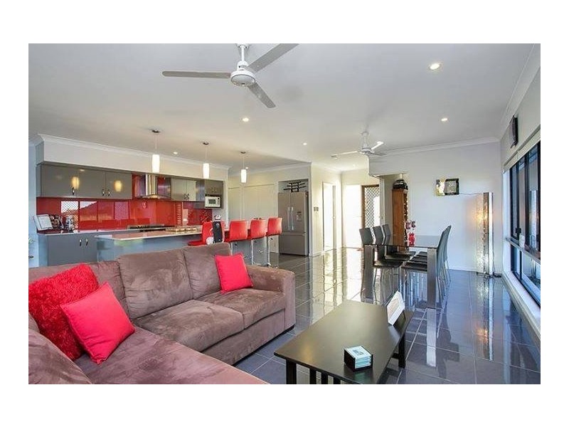 49 Landsborough Drive, Smithfield QLD 4878