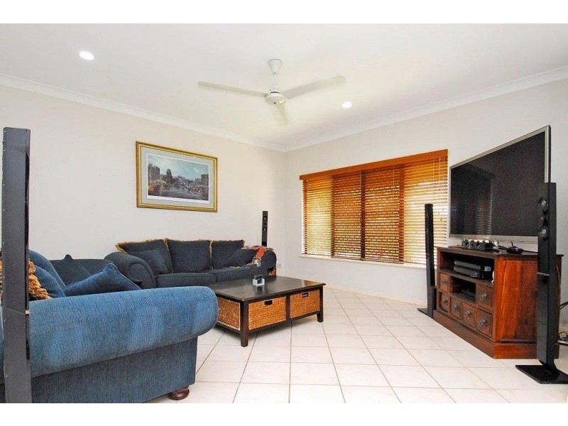 28 Ellis Close, Kewarra Beach QLD 4879