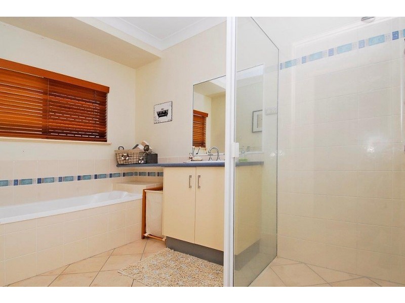 28 Ellis Close, Kewarra Beach QLD 4879