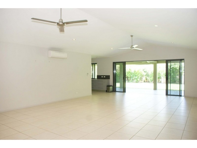 13 Propeller Court, Trinity Beach QLD 4879
