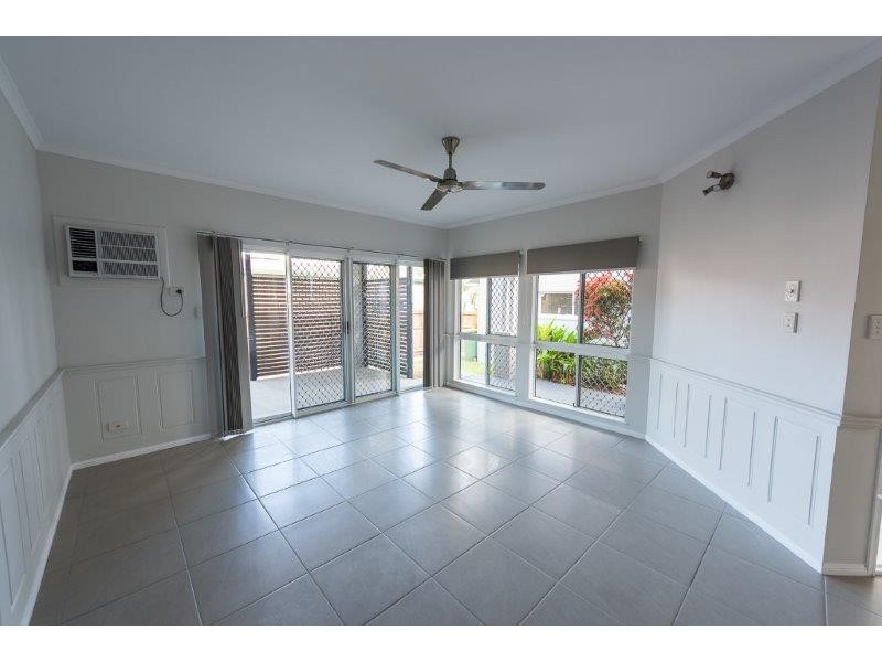 28 Lamb Street, Smithfield QLD 4878