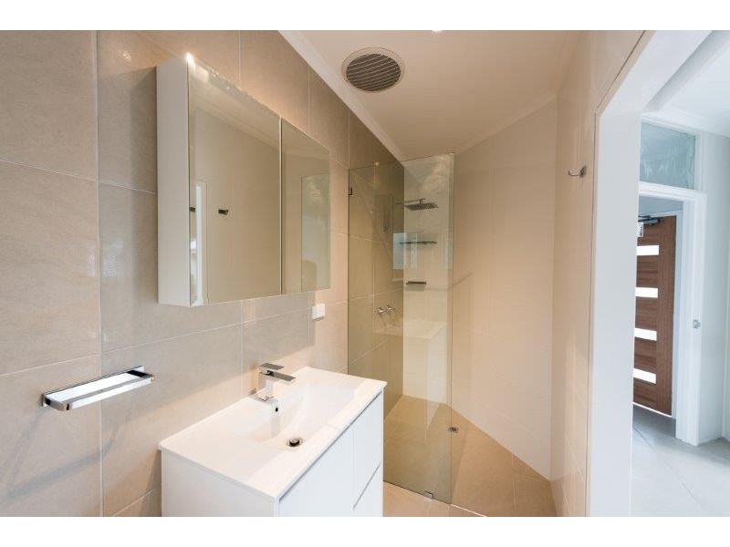 28 Lamb Street, Smithfield QLD 4878