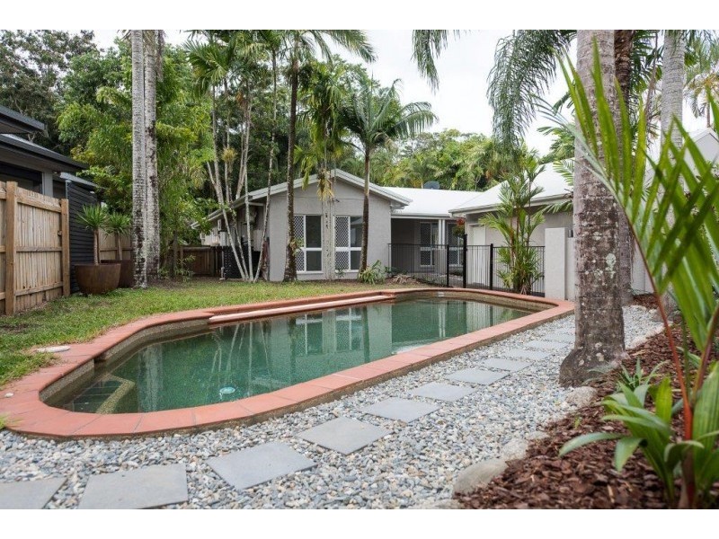 28 Lamb Street, Smithfield QLD 4878