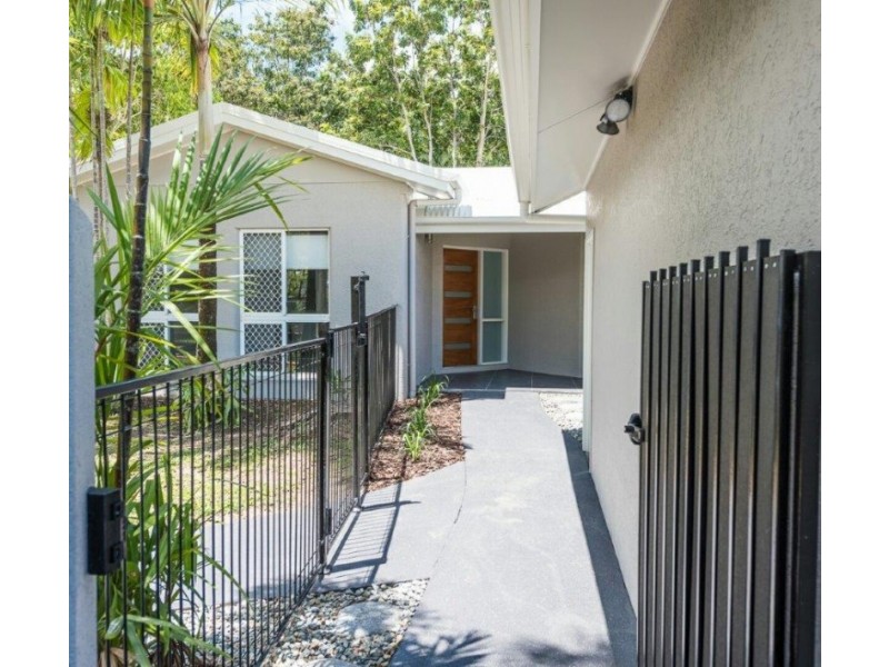 28 Lamb Street, Smithfield QLD 4878