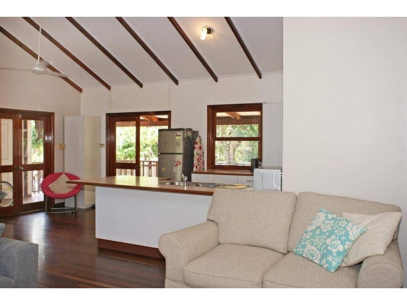 29 Cheviot Street, Smithfield QLD 4878