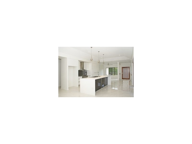 3 Amberwood Crescent, Smithfield QLD 4878