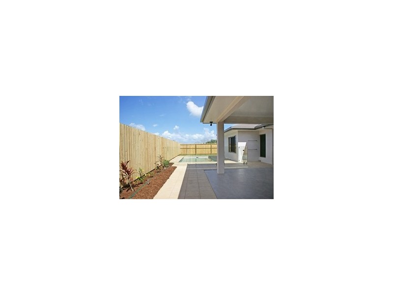 3 Amberwood Crescent, Smithfield QLD 4878