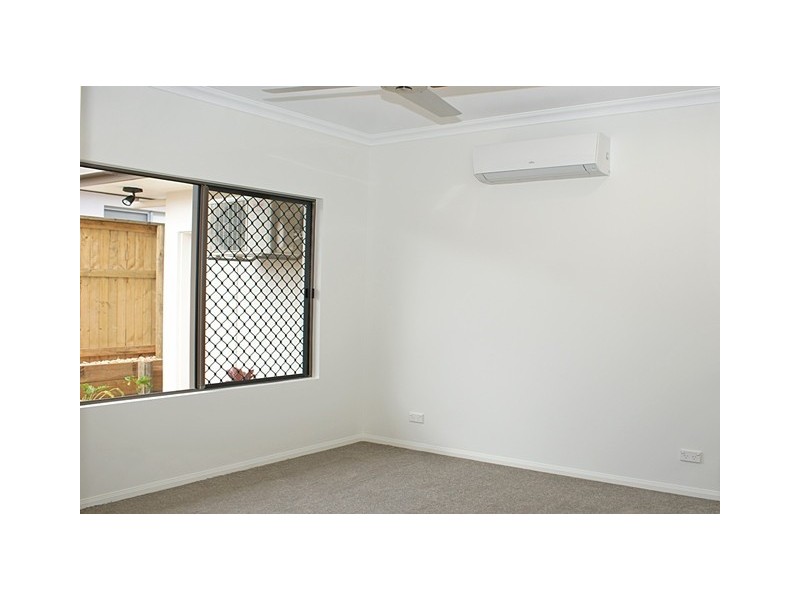 3 Amberwood Crescent, Smithfield QLD 4878