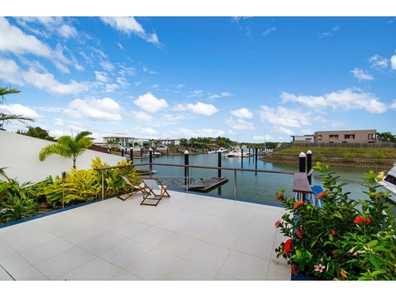 41 Harbour Drive, Trinity Park QLD 4879