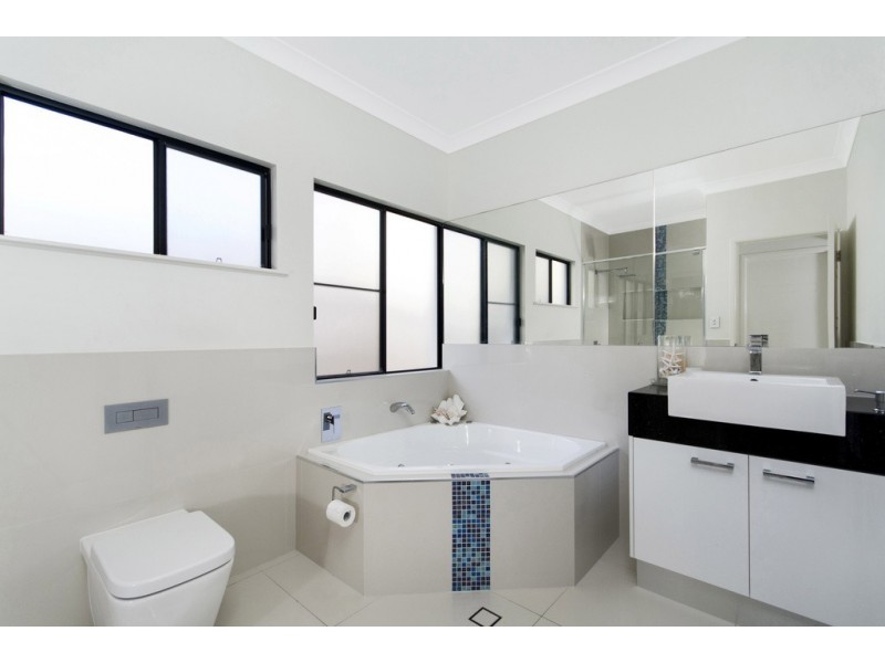 41 Harbour Drive, Trinity Park QLD 4879
