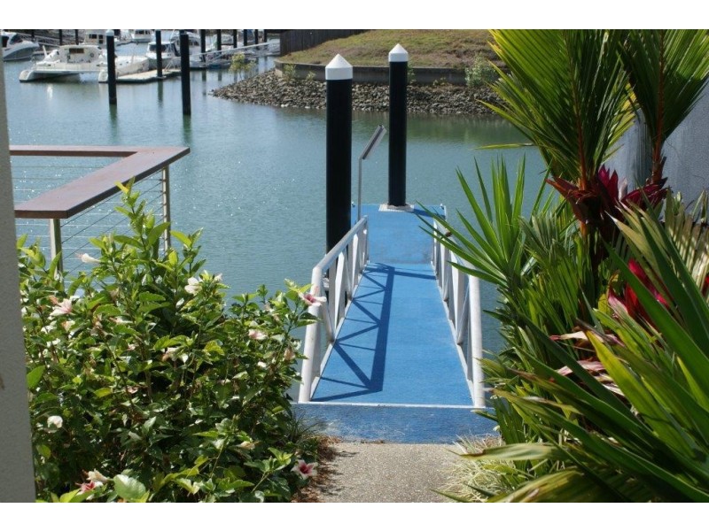 41 Harbour Drive, Trinity Park QLD 4879