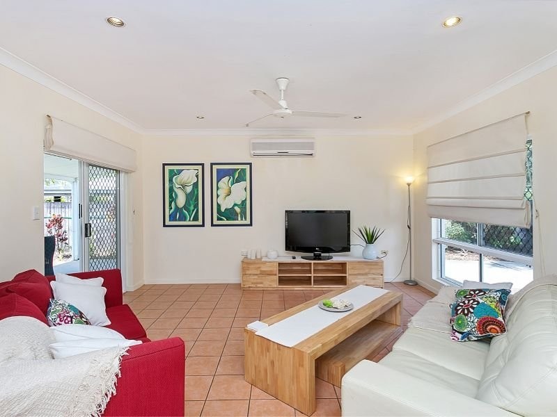 1/40 Bondi Close, Kewarra Beach QLD 4879