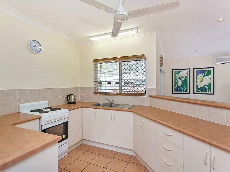 1/40 Bondi Close, Kewarra Beach QLD 4879