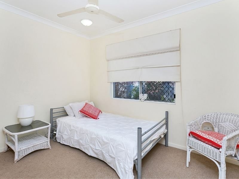 1/40 Bondi Close, Kewarra Beach QLD 4879