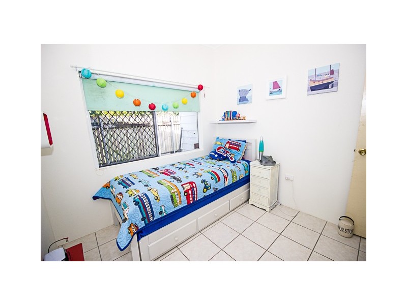 11 Escape Close, Clifton Beach QLD 4879