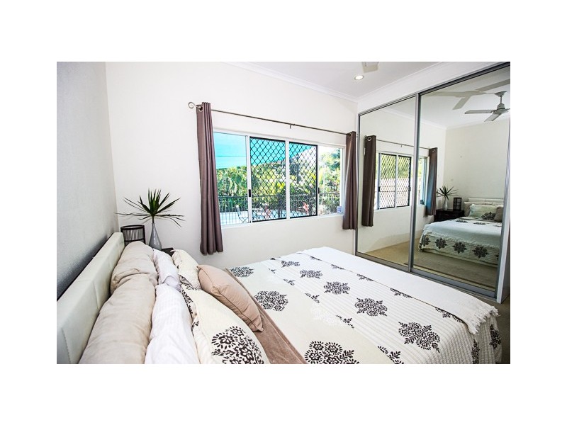 11 Escape Close, Clifton Beach QLD 4879