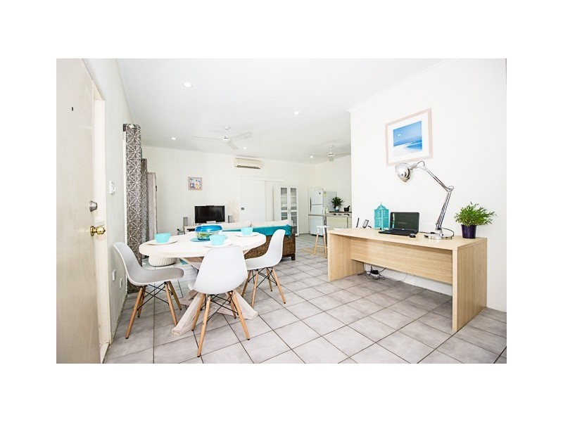11 Escape Close, Clifton Beach QLD 4879