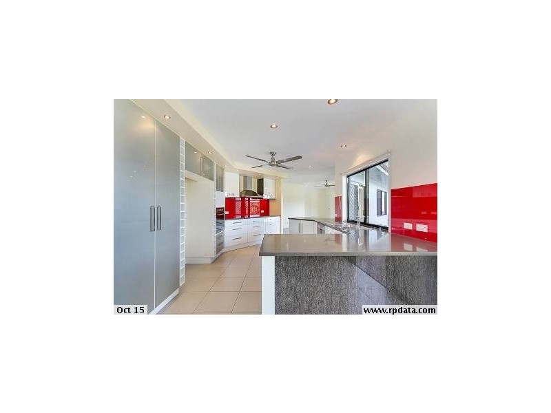2 Jabiru Court, Smithfield QLD 4878