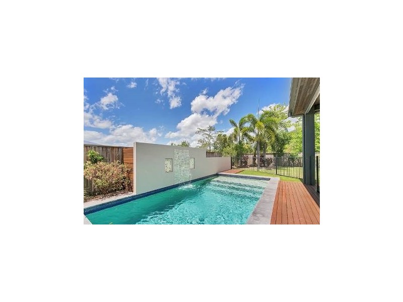 2 Jabiru Court, Smithfield QLD 4878